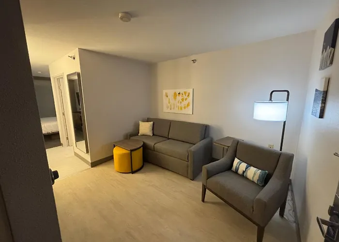 Comfort Inn & Suites Summerset - North Rapid City